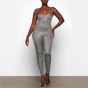 NWT - Skims | Glissenette Thunder Sheer
Underwire Full Body Catsuit